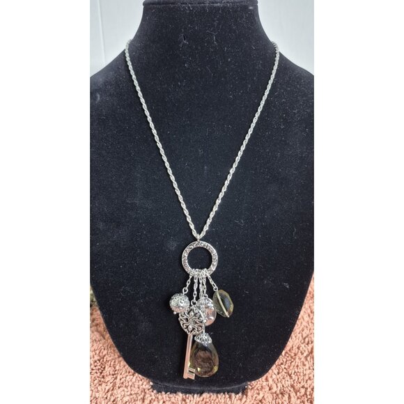 Lia Sophia Smoky Gray Glass Key Cameo Charm Silver Tone Rope Chain Necklace 34" - Picture 1 of 11